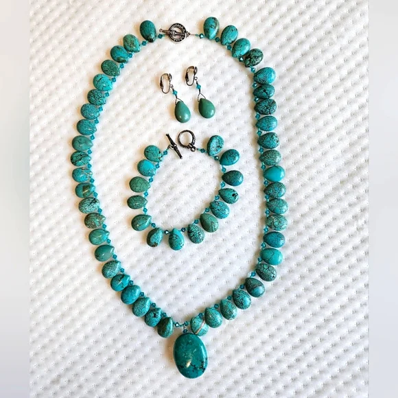 Southwest Style Turquoise Necklace, Bracelet and Earring set - Picture 1 of 14
